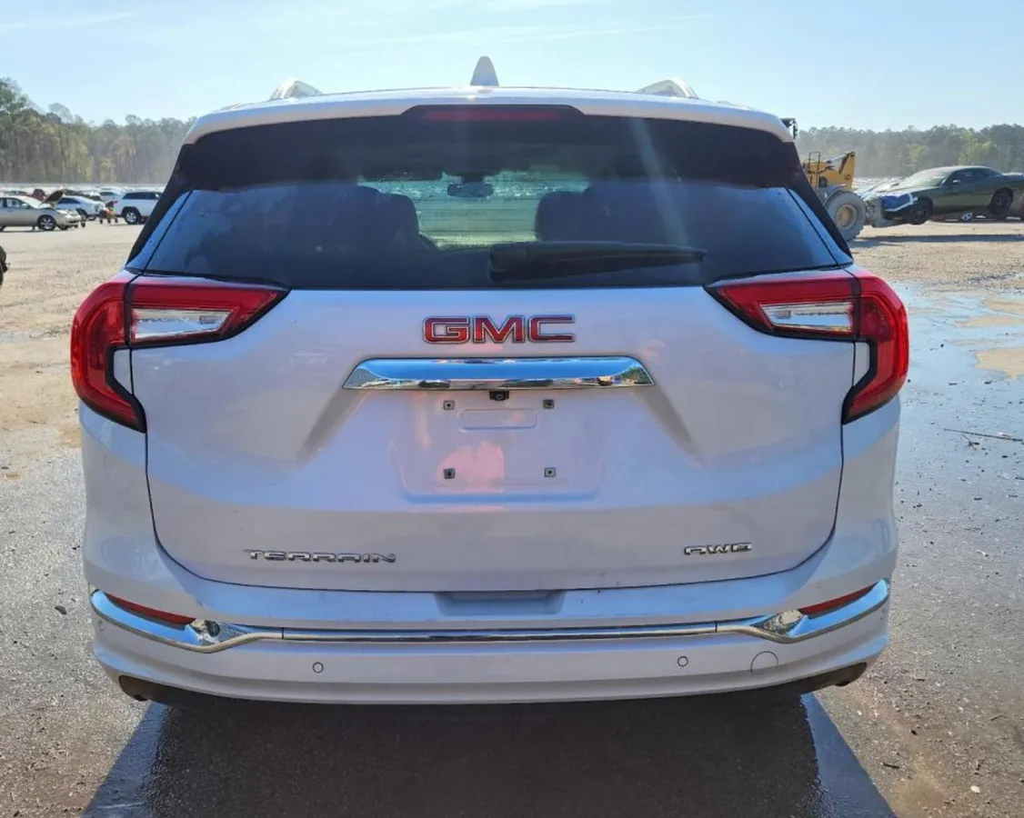 GMC TERRAIN DENALI 2022