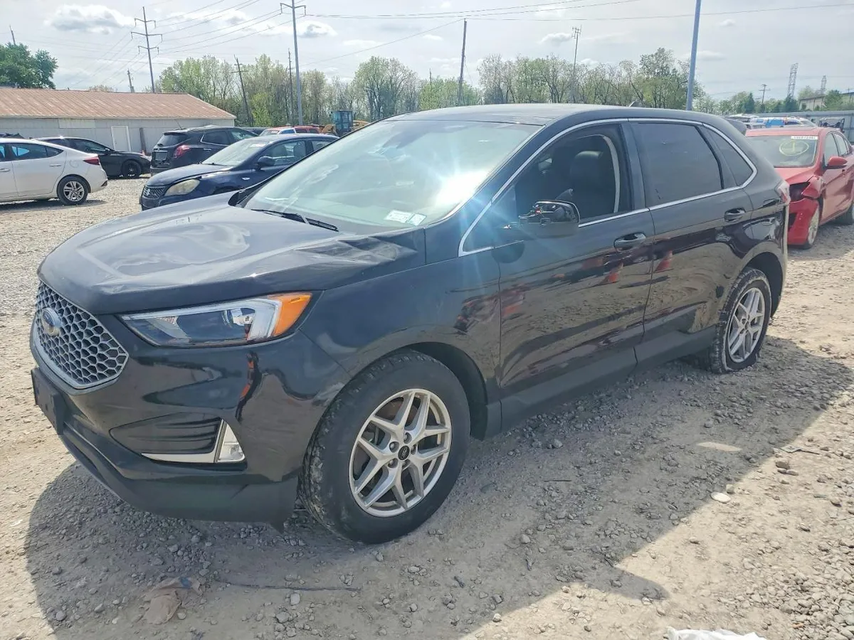 FORD EDGE SEL 2023