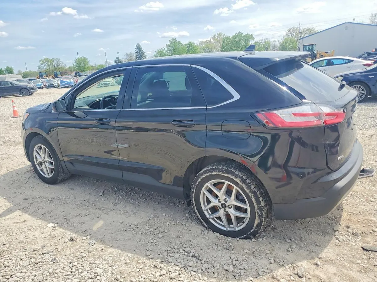 FORD EDGE SEL 2023