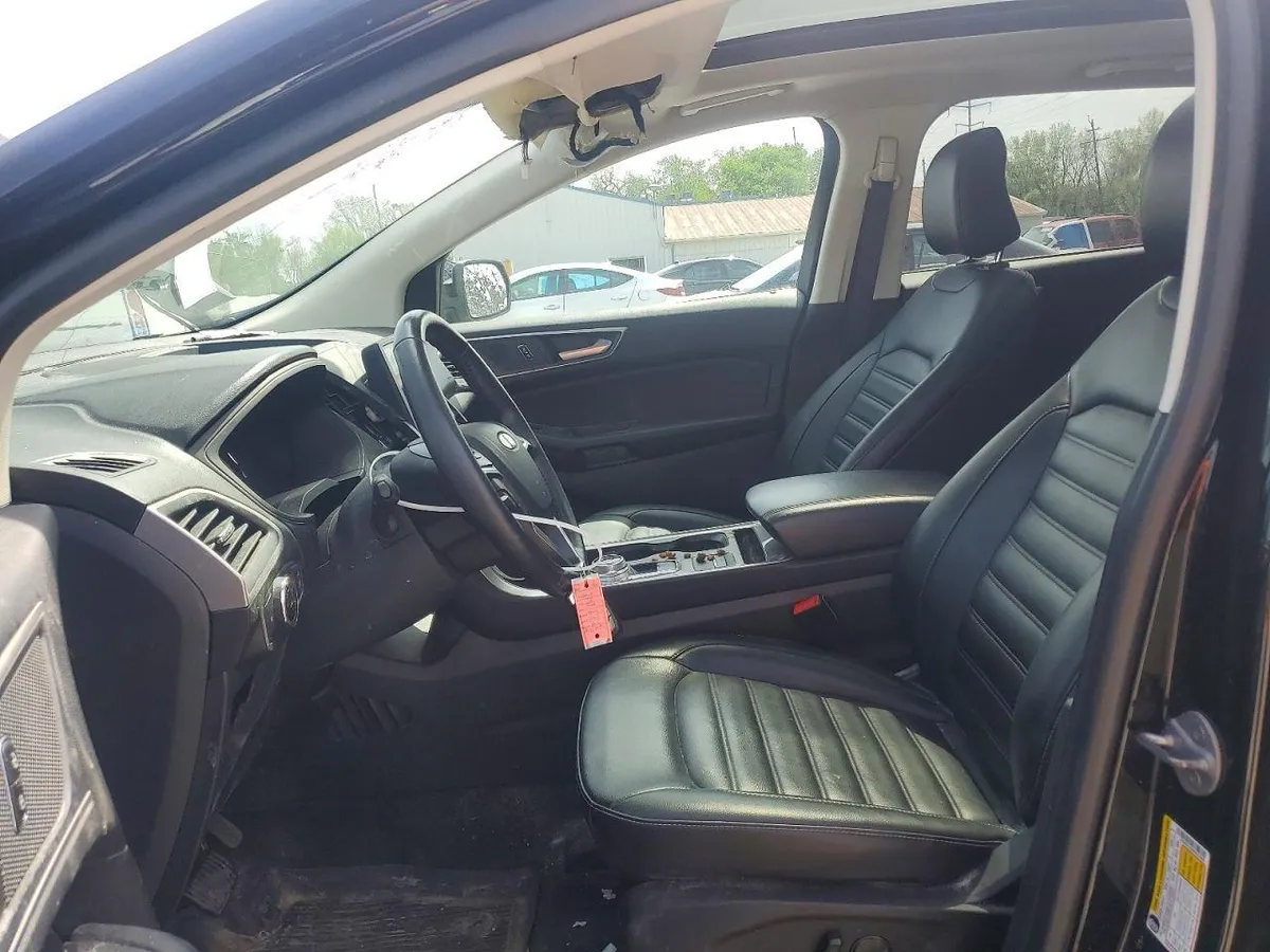 FORD EDGE SEL 2023