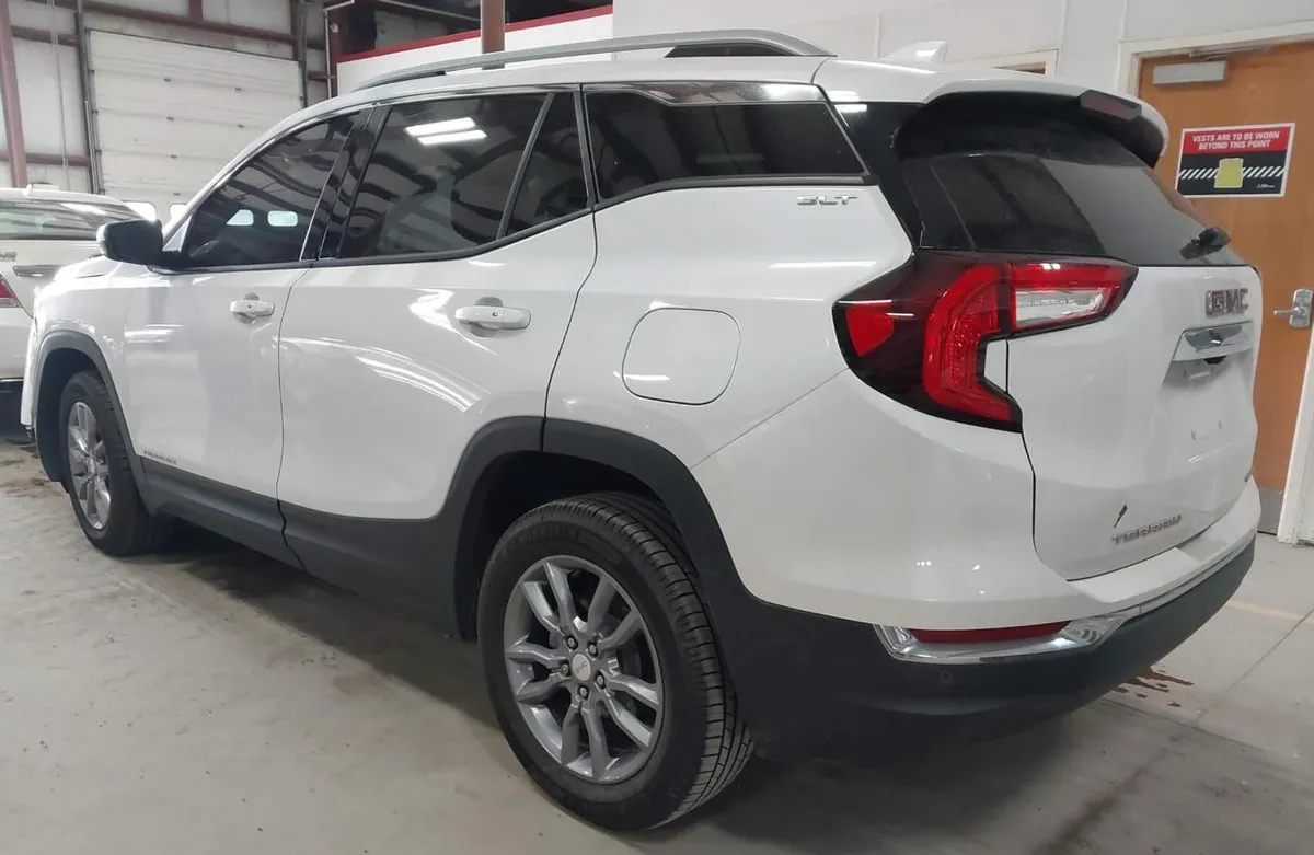 GMC TERRAIN SLT 2022