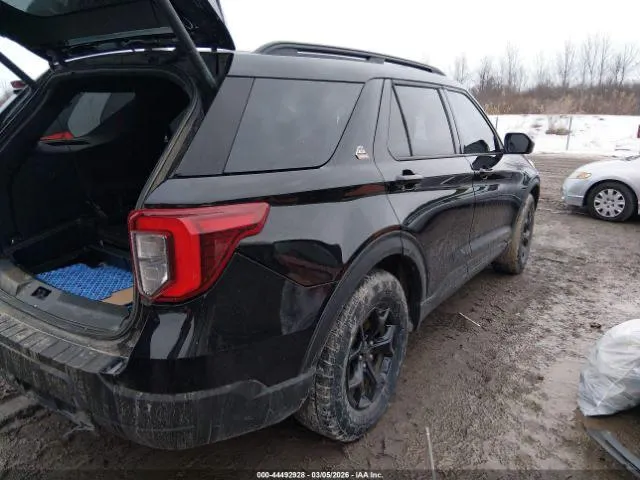 FORD EXPLORER TIMBERLINE 2023