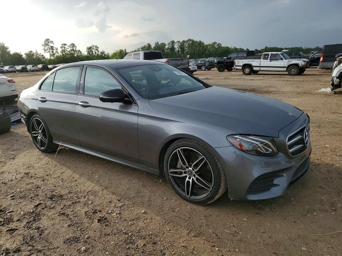 MERCEDES-BENZ E-CLASS E 300 2018