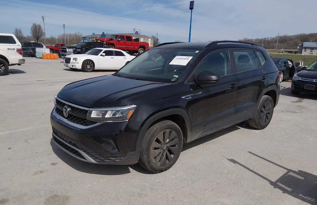 VOLKSWAGEN TAOS 1.5T 2023