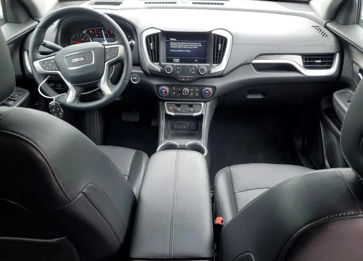 GMC TERRAIN SLT 2023
