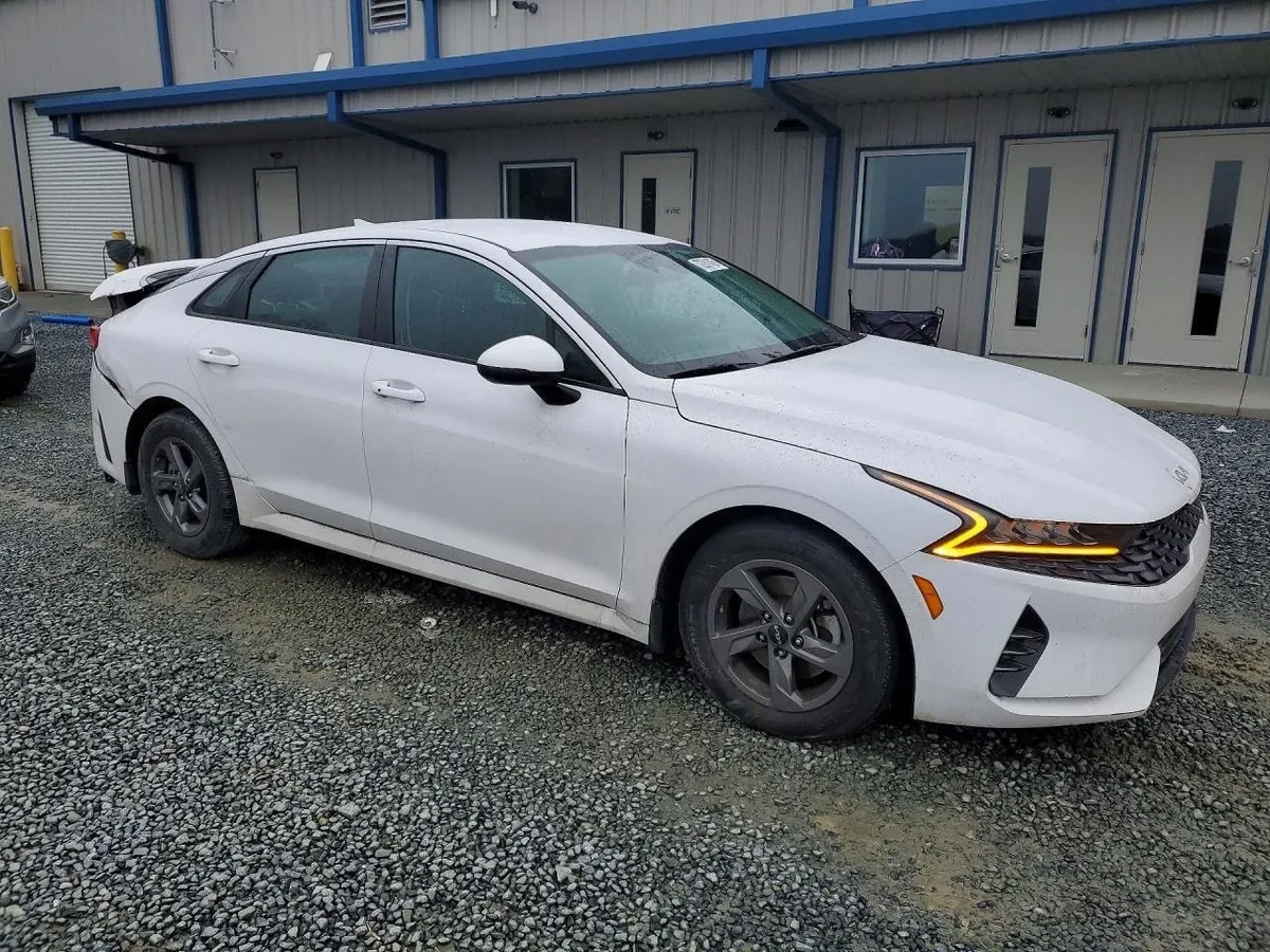KIA K5 LXS 2023