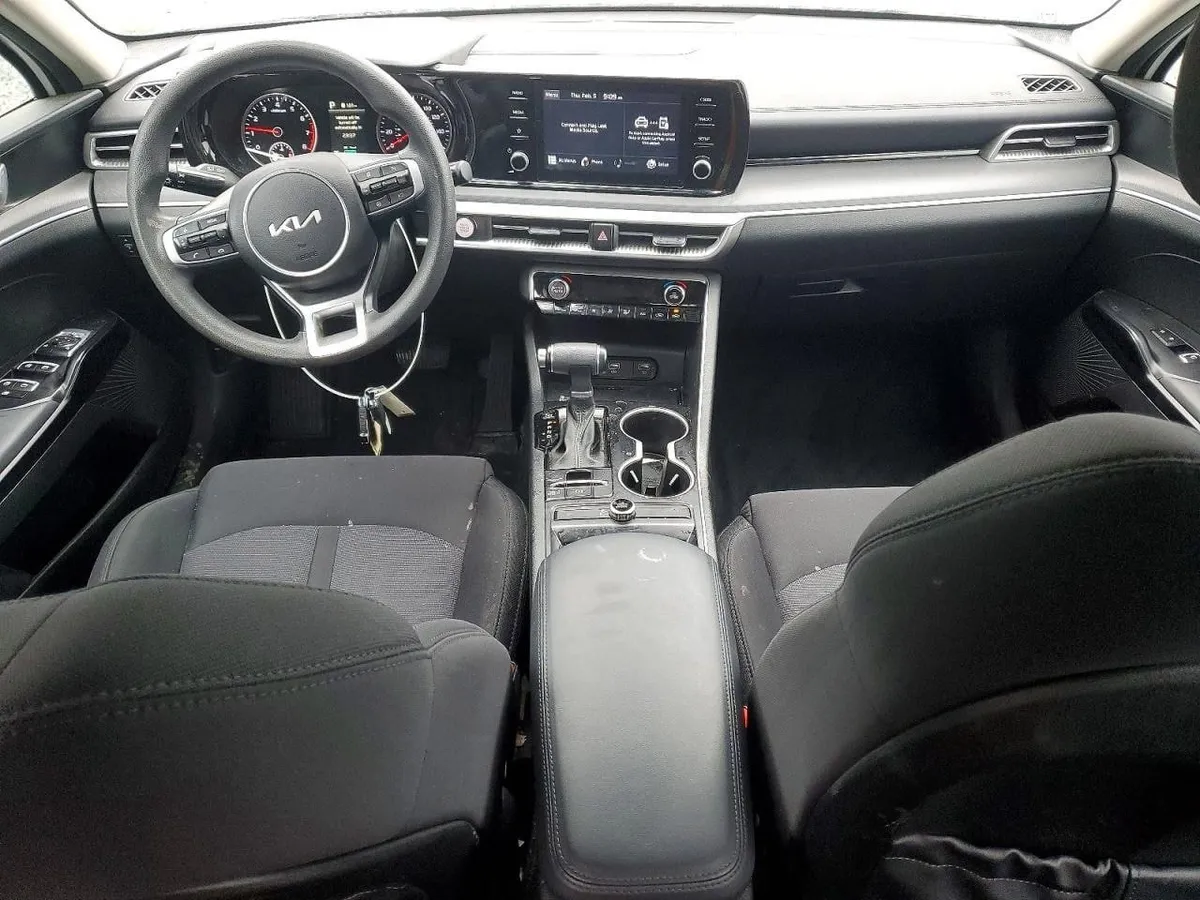 KIA K5 LXS 2023
