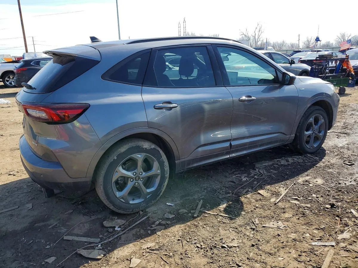 FORD ESCAPE 2024