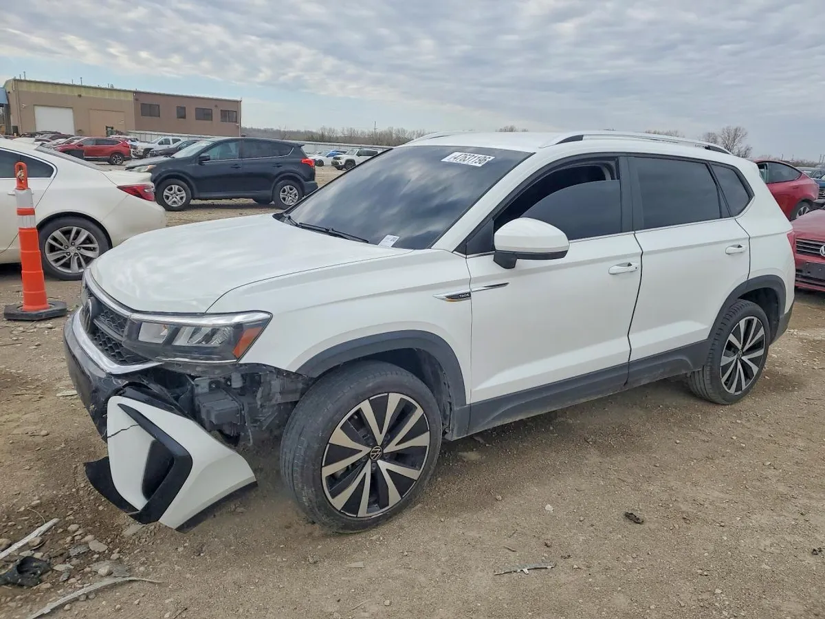 VOLKSWAGEN TAOS 2022