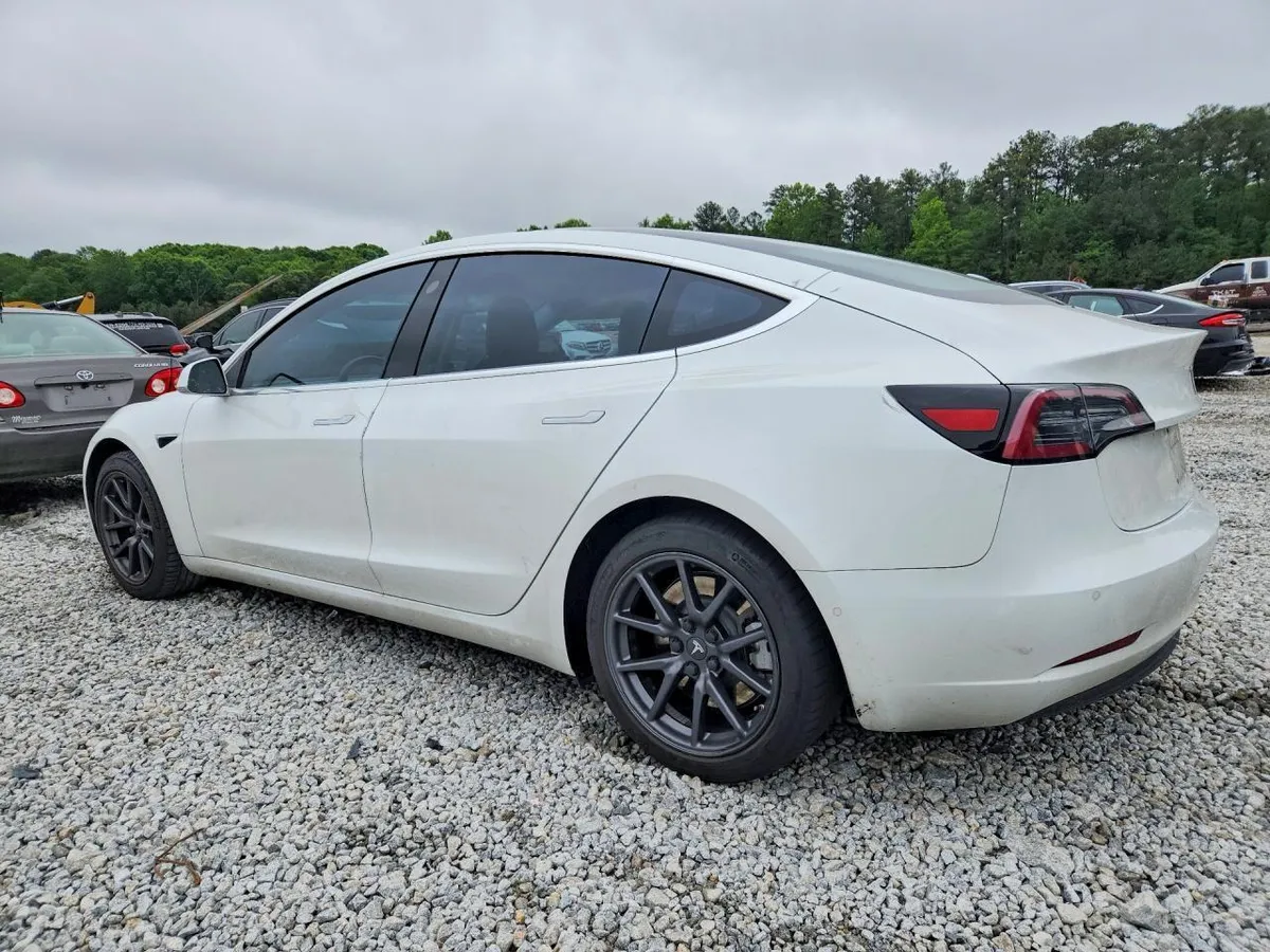 TESLA MODEL 3 2018