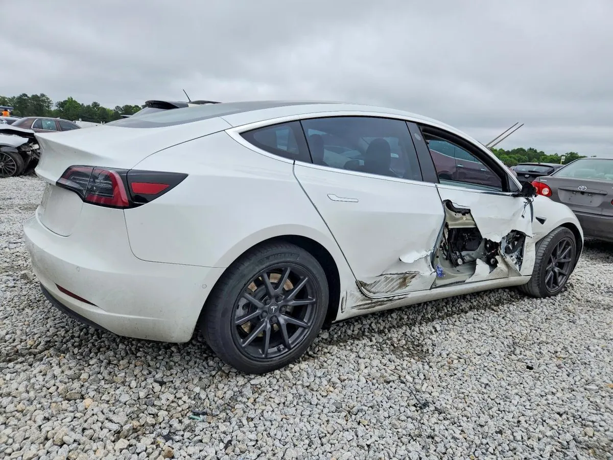 TESLA MODEL 3 2018