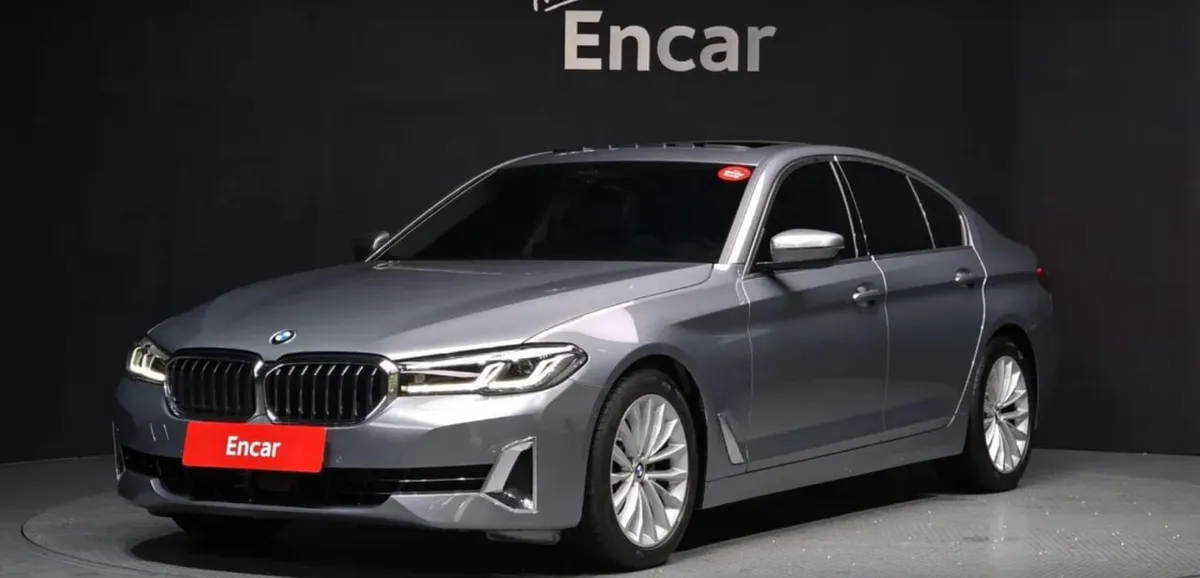 BMW 5 SERIES LUXURY 2022