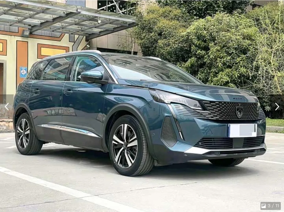 PEUGEOT 5008 2023