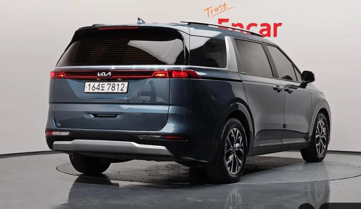 KIA CARNIVAL 2021