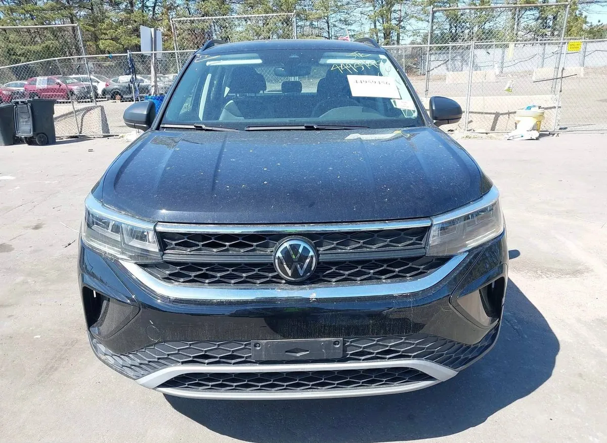 VOLKSWAGEN TAOS 1.5T S 2024