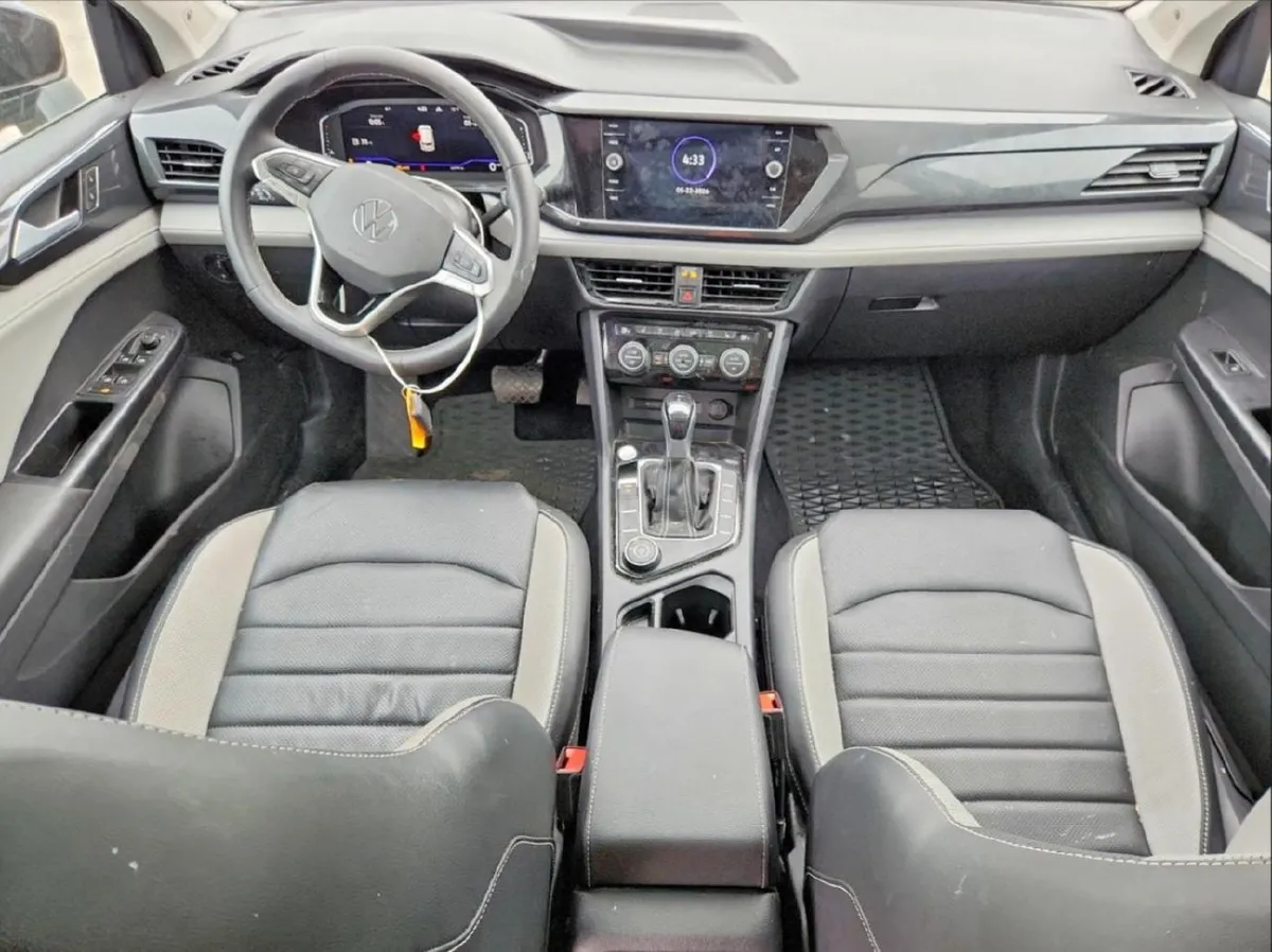 VOLKSWAGEN TAOS SEL 2022