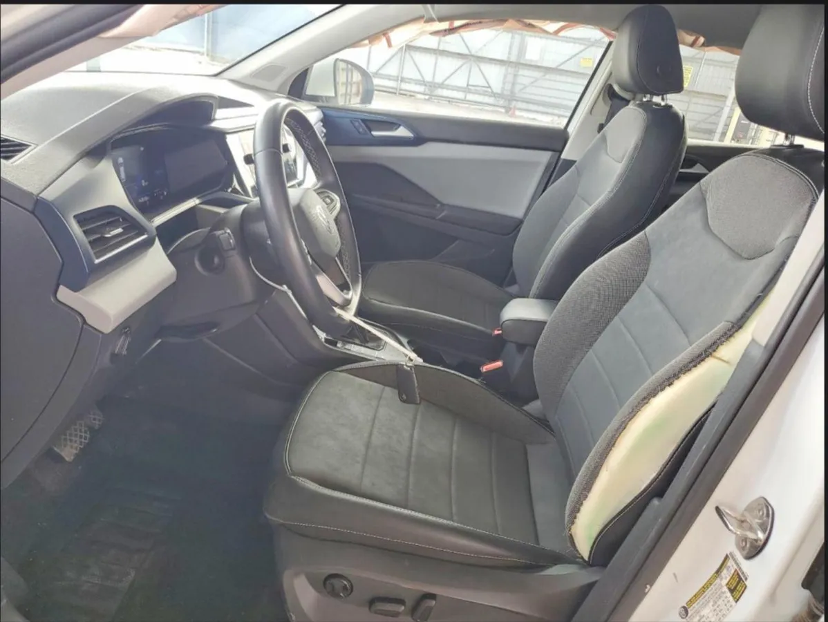 VOLKSWAGEN TAOS SE 2022