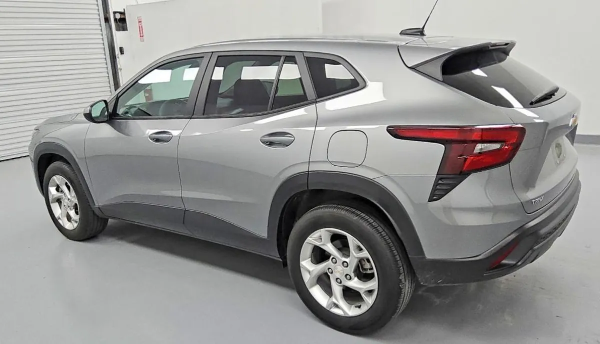 CHEVROLET TRAX LS 2024