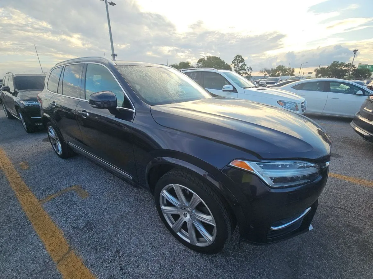VOLVO XC90 T6 INSCRIPTION 7-PASSENGER 2017