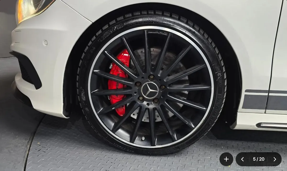 MERCEDES-BENZ W176 2015