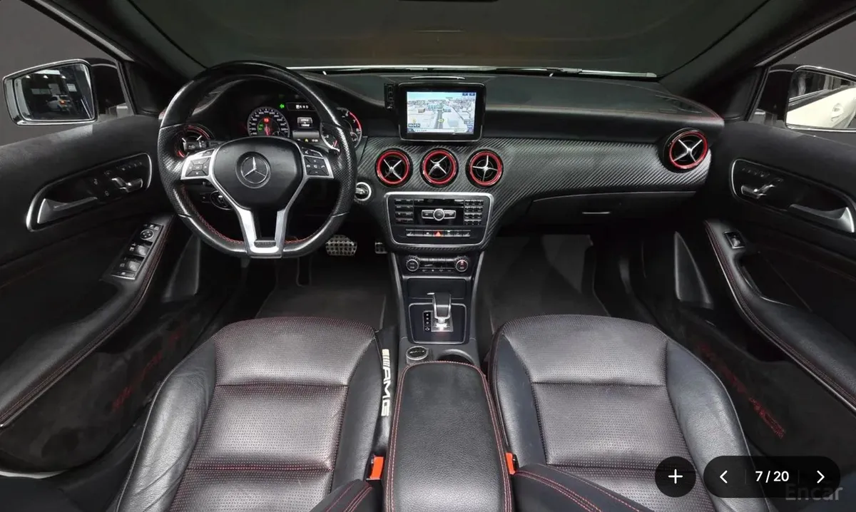 MERCEDES-BENZ W176 2015