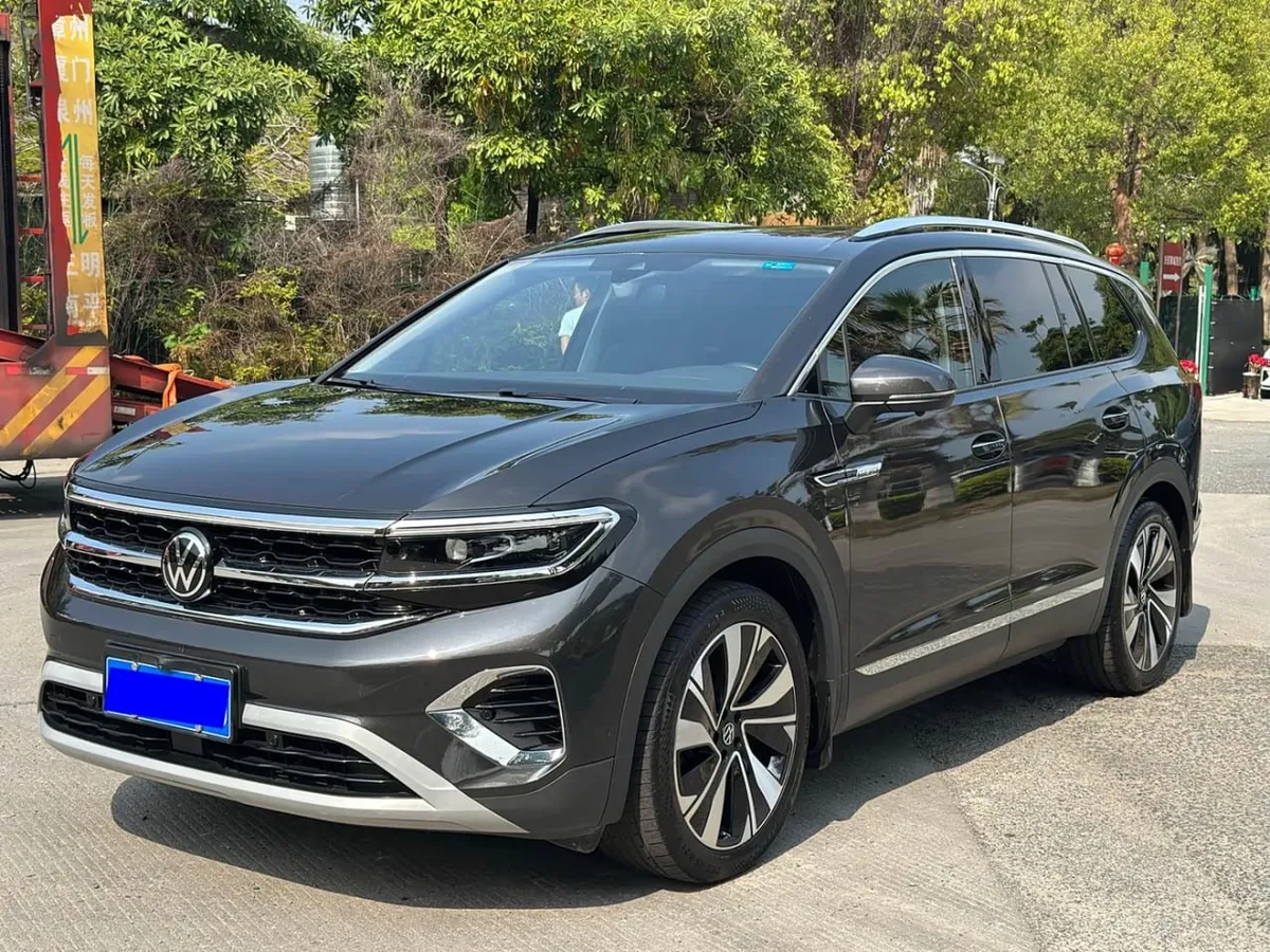 VOLKSWAGEN TALAGON LUXURY 2023