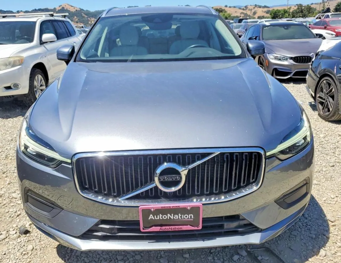 VOLVO XC60 T5 MOMENTUM 2021