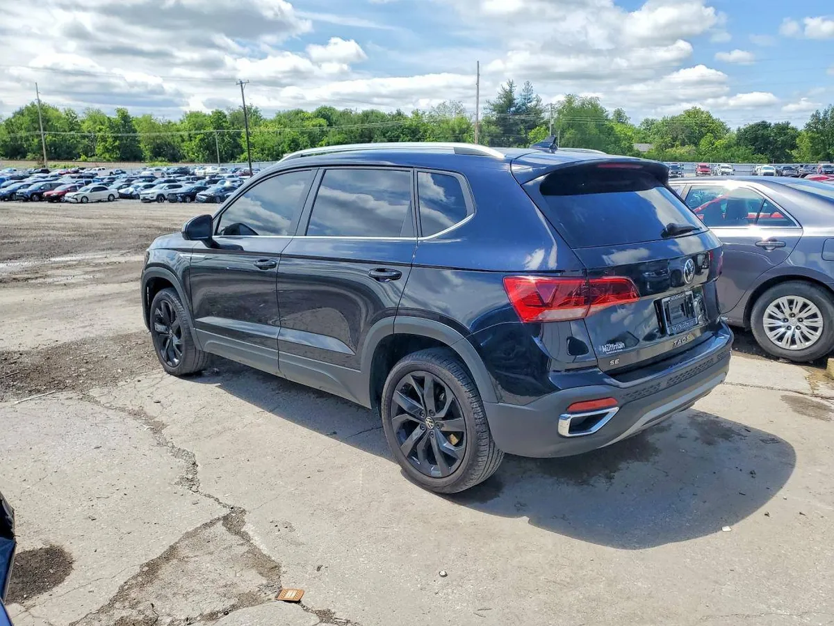 VOLKSWAGEN TAOS SE 2024