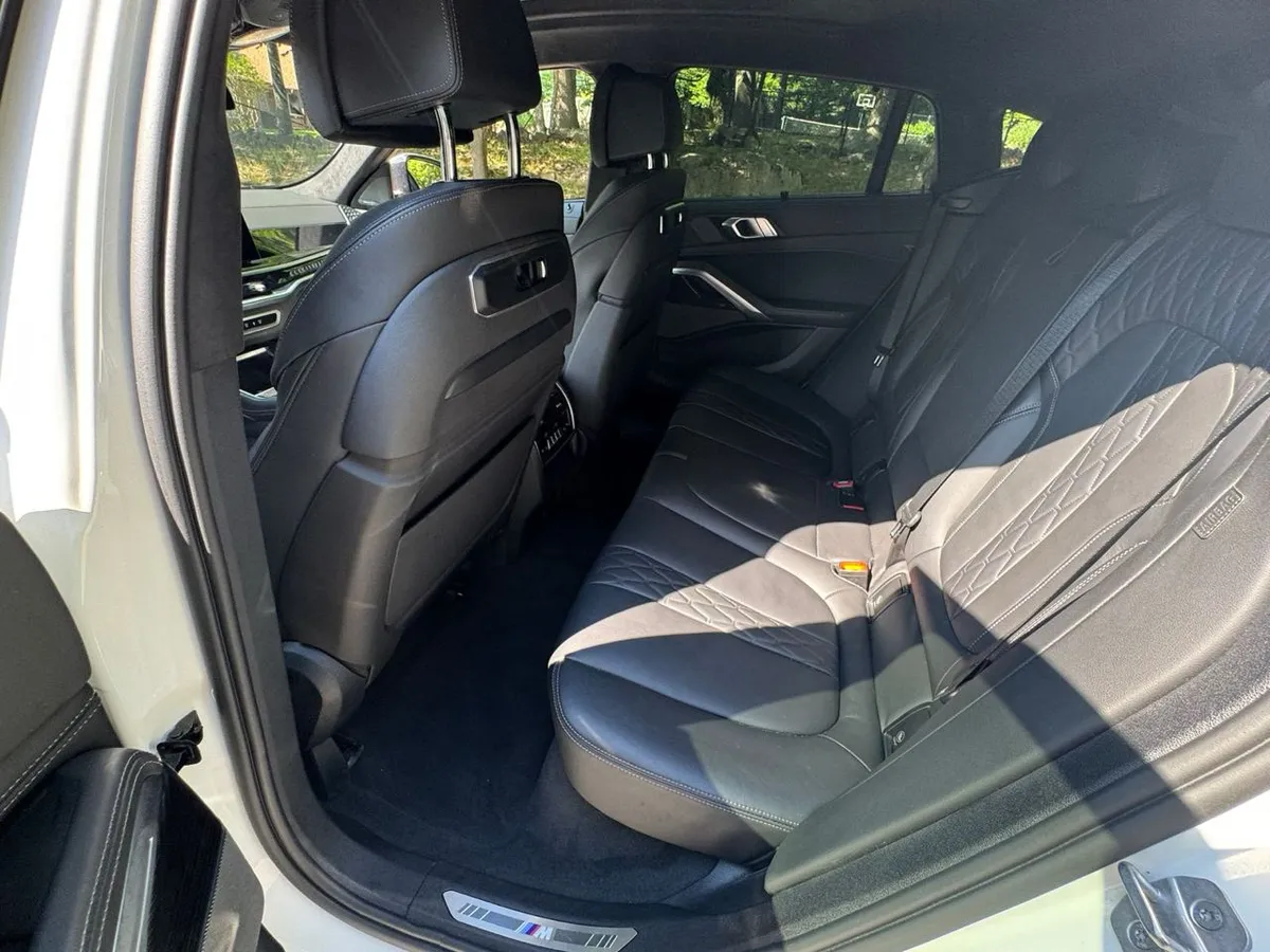 BMW X6 SPORTS ACTIVITY COUPE 2024