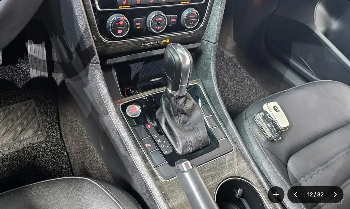 VOLKSWAGEN PASSAT 2018