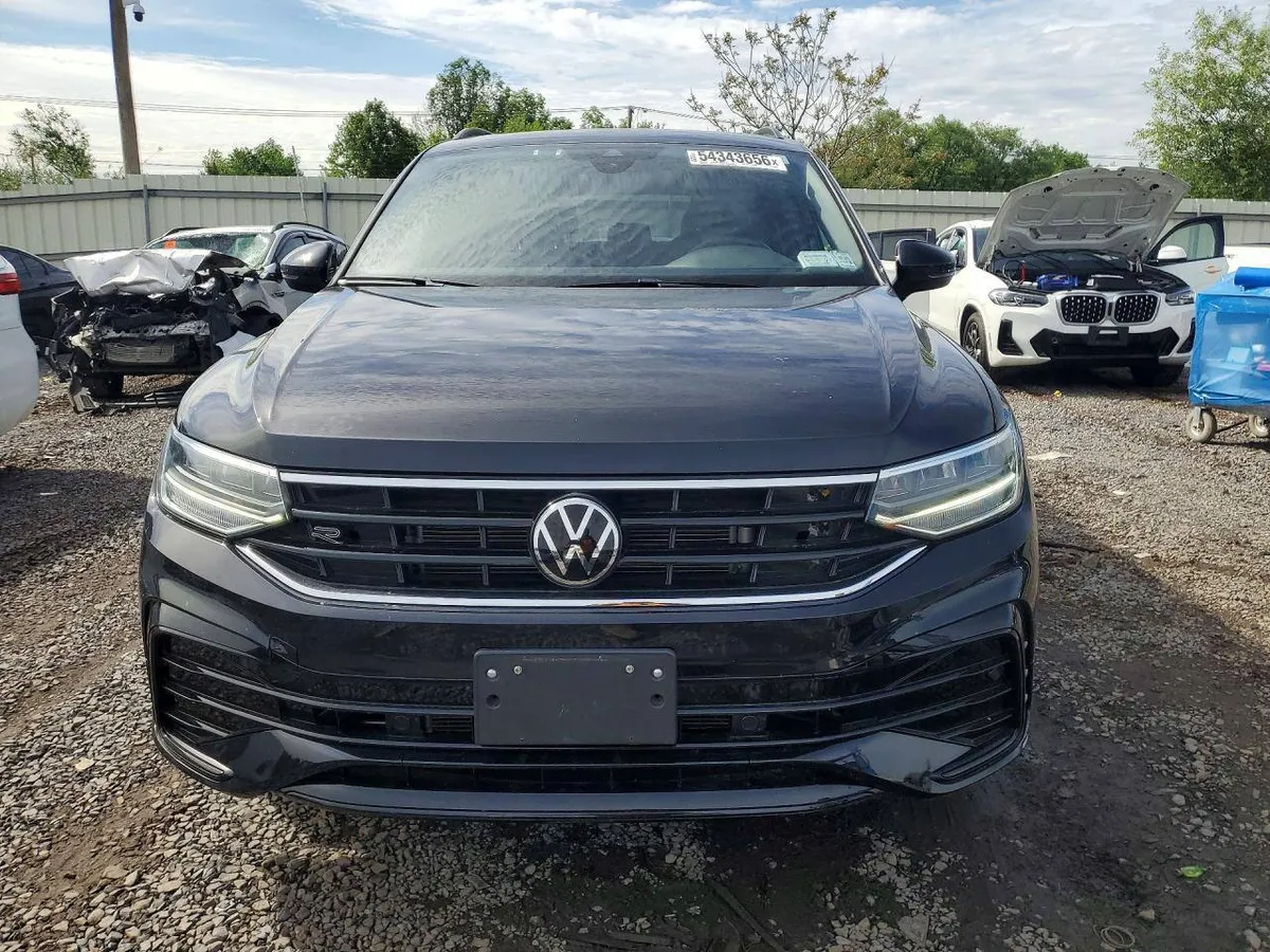 VOLKSWAGEN TIGUAN SE R-LINE BLACK 2022