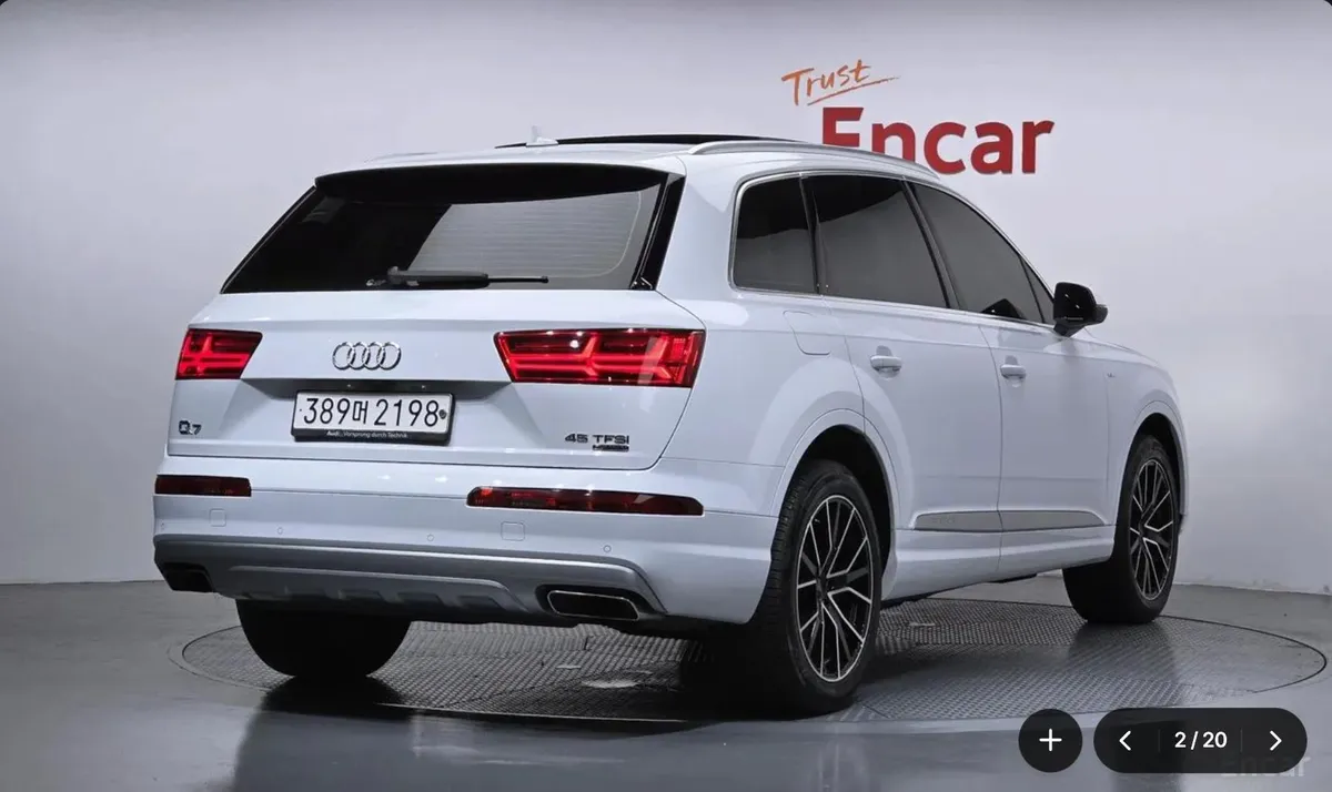 AUDI Q7 2019