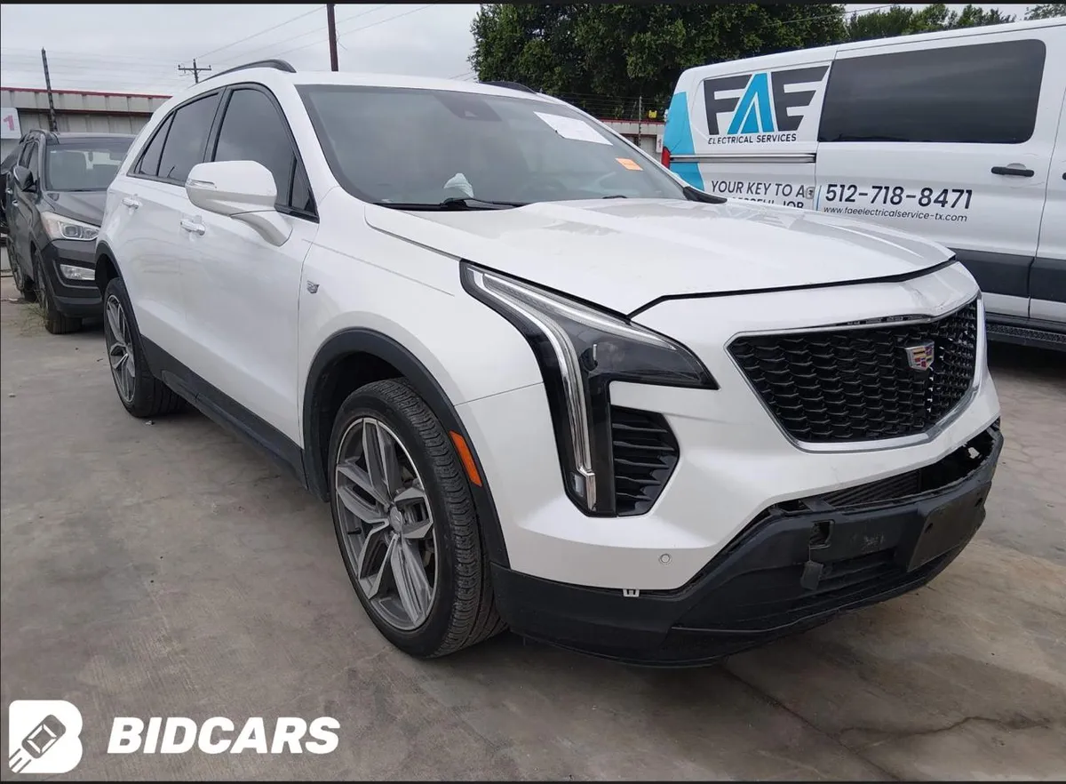 CADILLAC XT4 FWD SPORT 2022