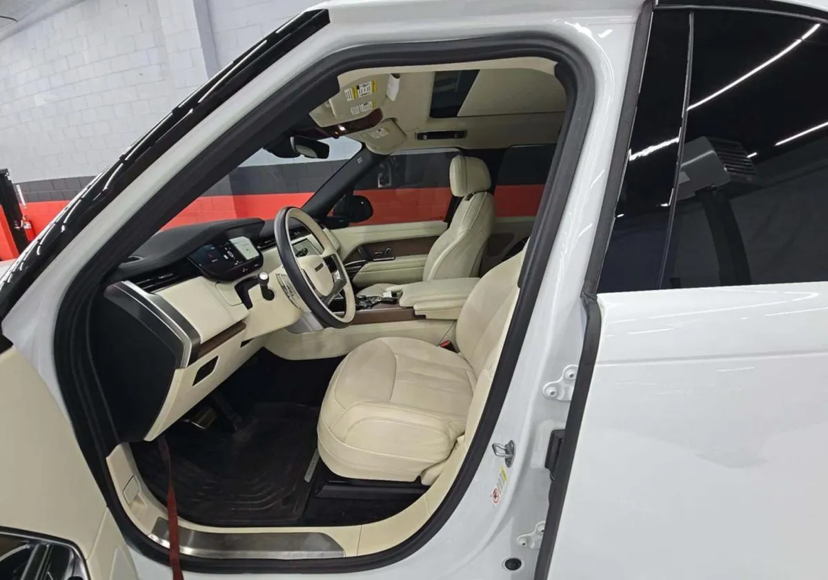 LAND ROVER ROVER RANGE ROVER SE 2023