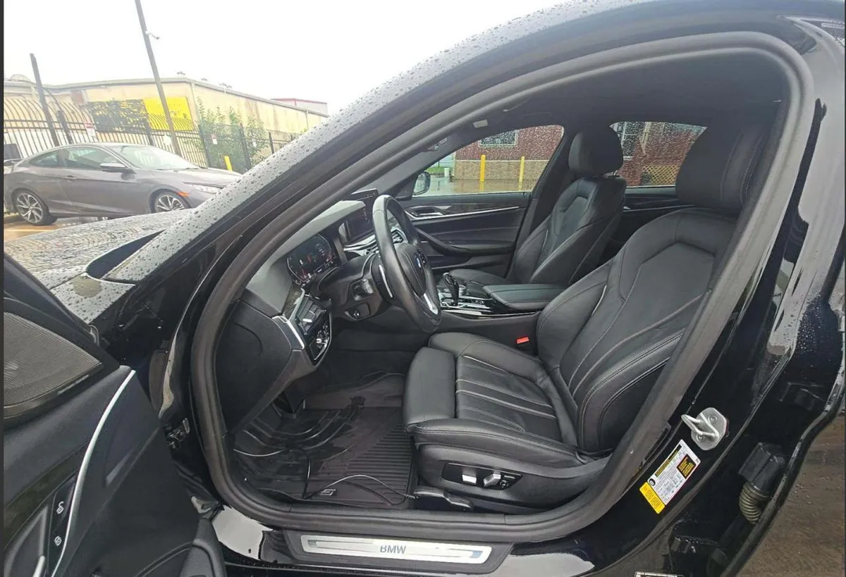 BMW 5 SERIES SEDAN 530I 2022