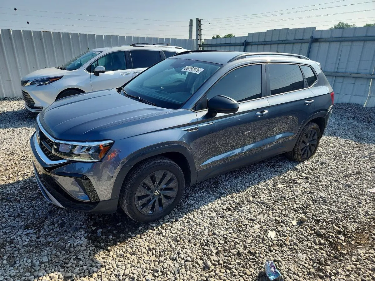 VOLKSWAGEN TAOS 2022
