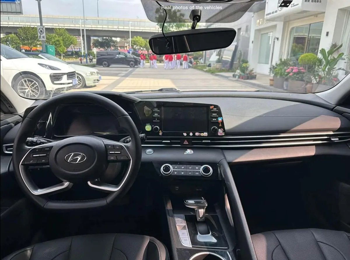 HYUNDAI ELANTRA ELITE 2022