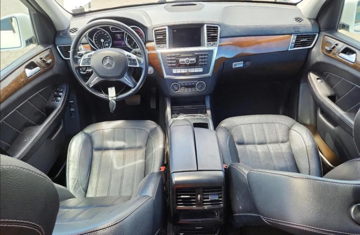 MERCEDES-BENZ GL 350 BLUETEC 2015