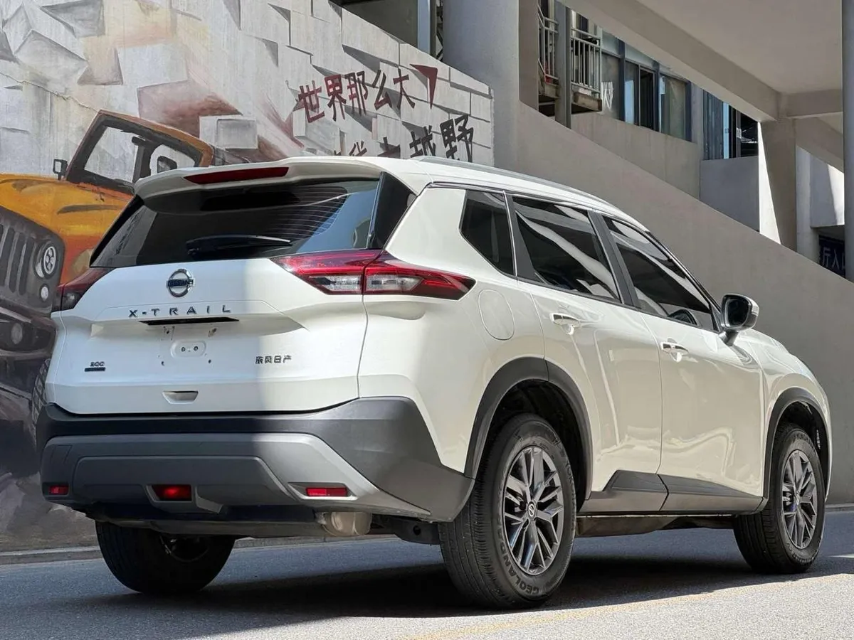 NISSAN X-TRAIL 2022