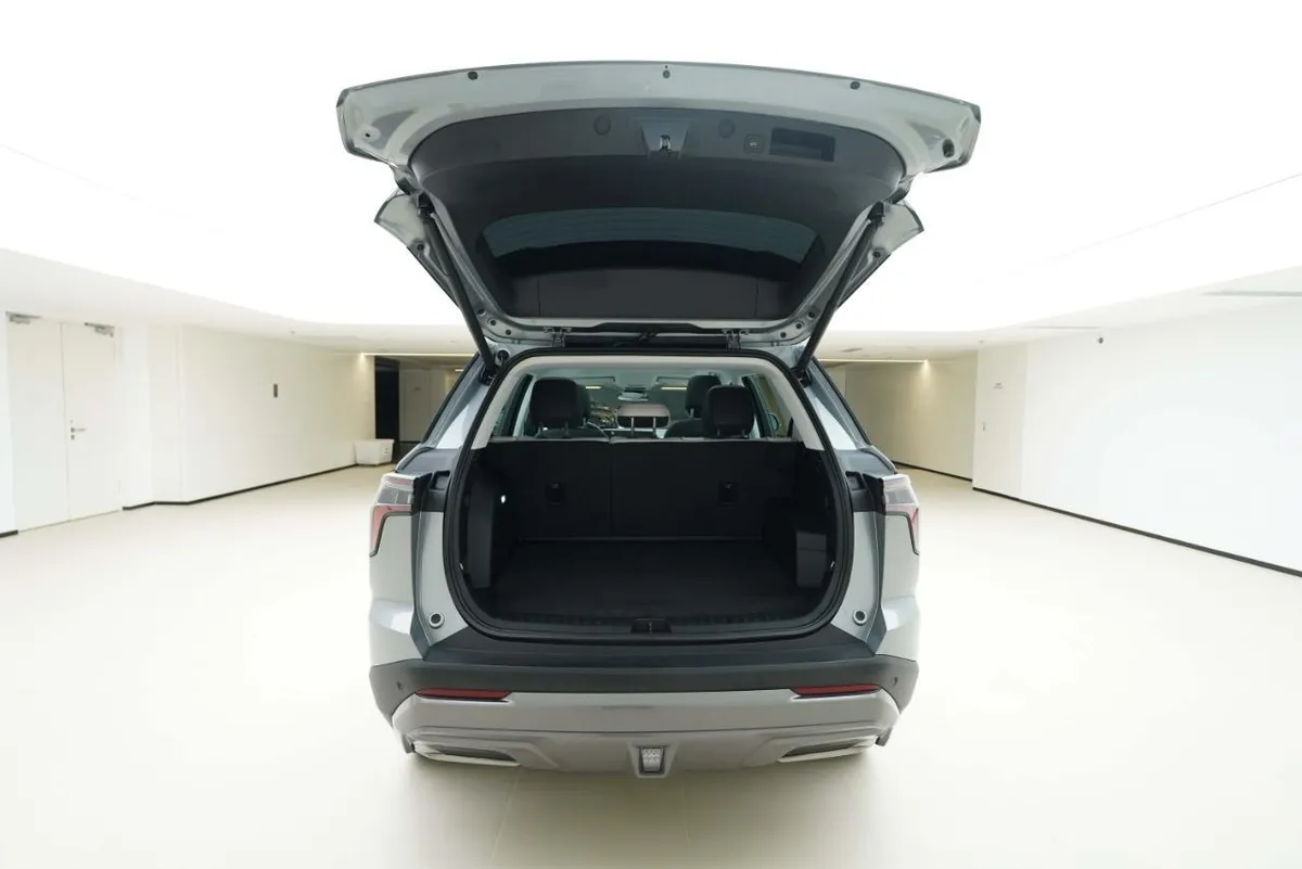 CHEVROLET EQUINOX PLUS 2024