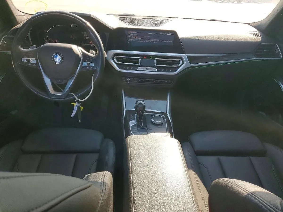 BMW 330XI 2020