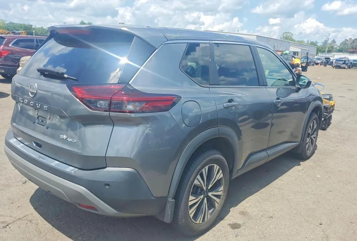 NISSAN ROGUE SV 2023