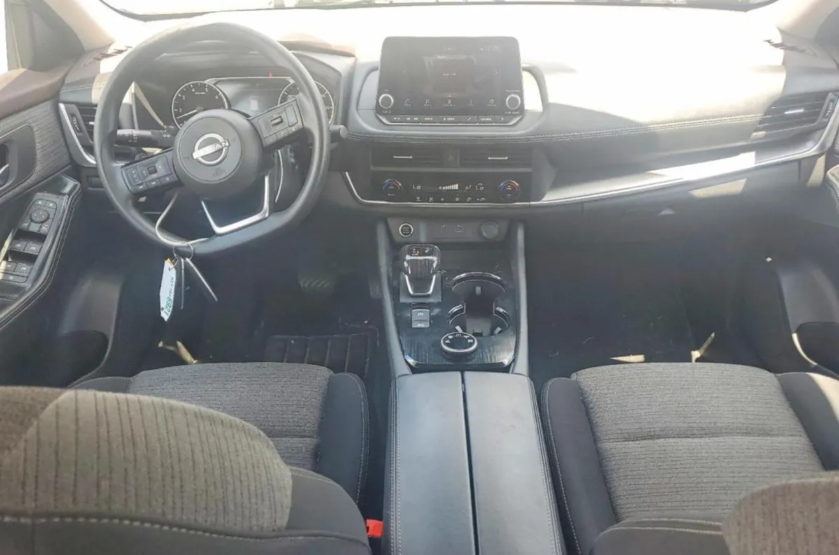 NISSAN ROGUE SV 2023