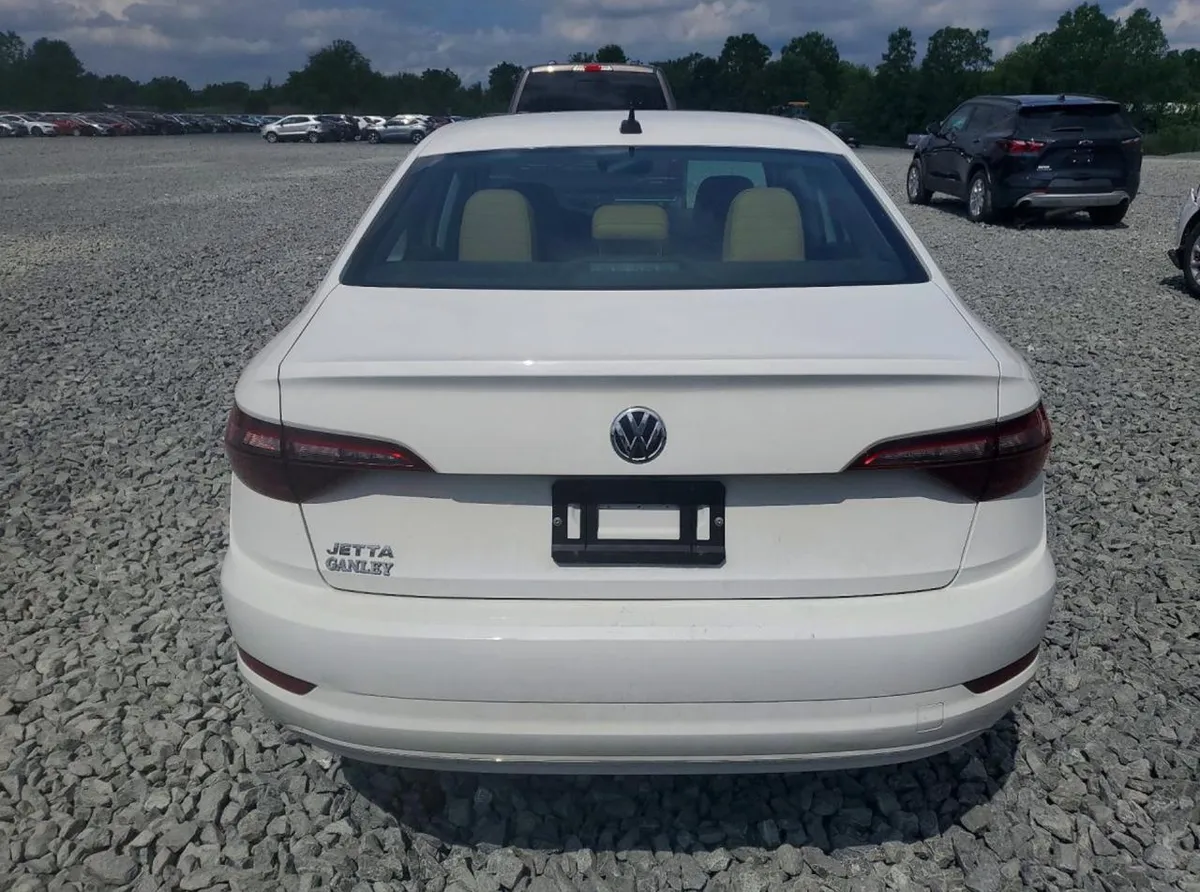 VOLKSWAGEN JETTA 2020