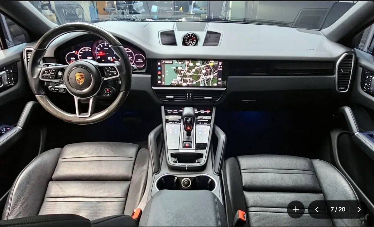 PORSCHE CAYENNE 2022