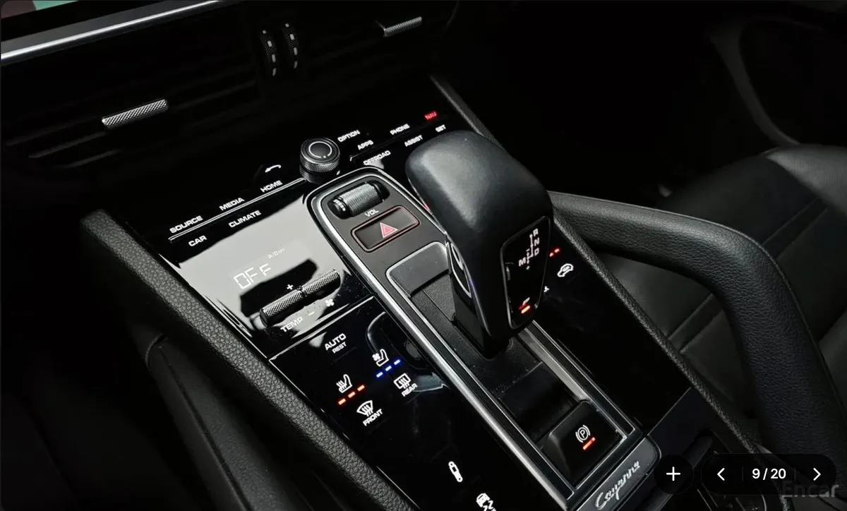 PORSCHE CAYENNE 2022