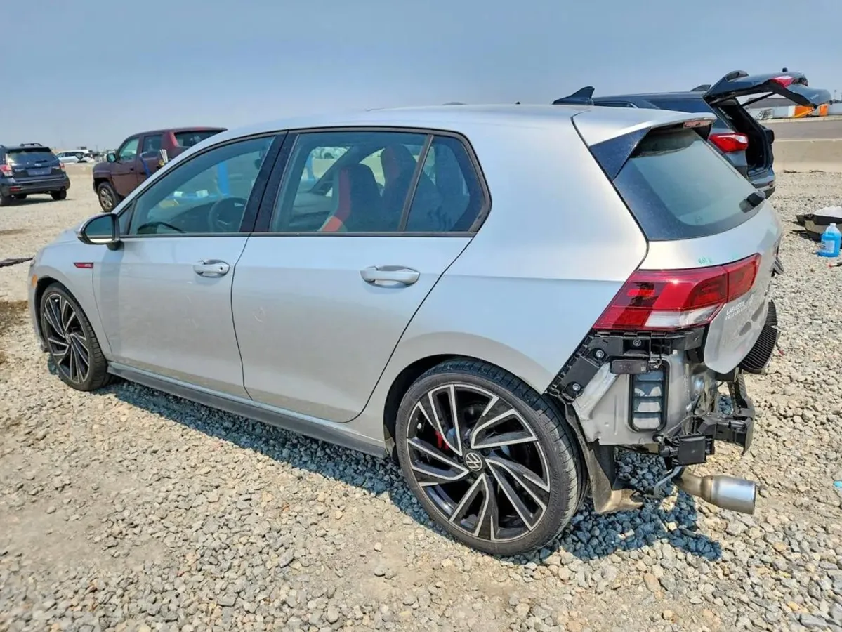 VOLKSWAGEN GOLF GTI 2023
