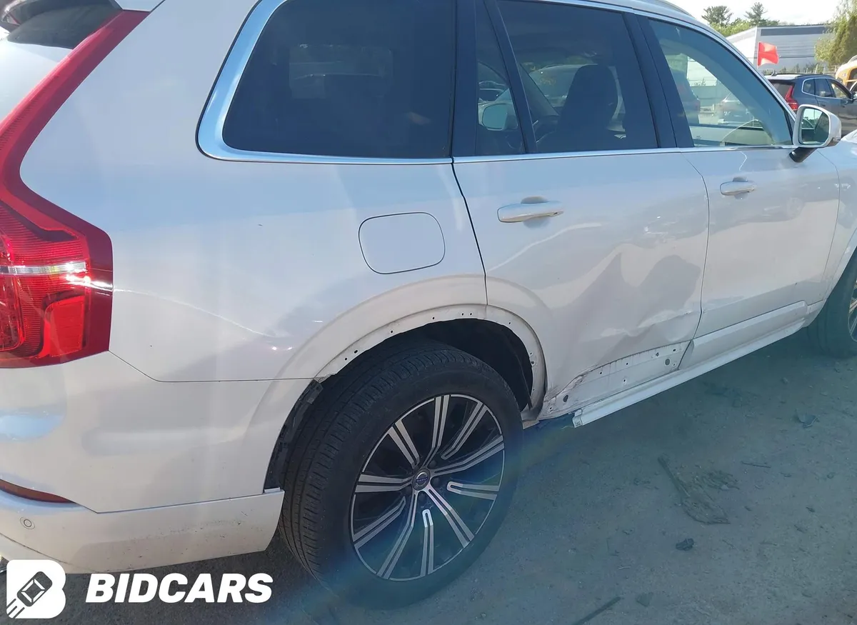VOLVO XC90 2022