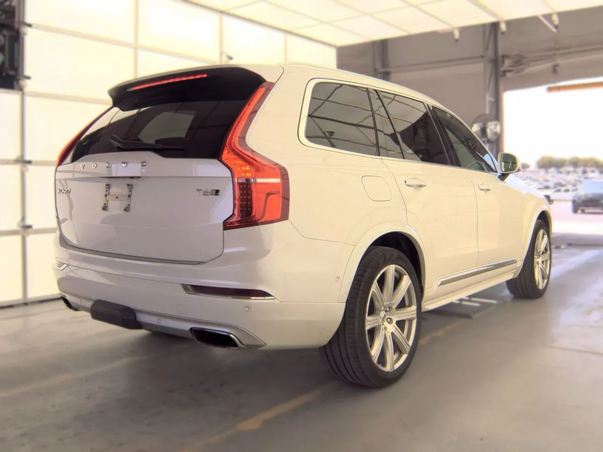 VOLVO XC90 T6 INSCRIPTION 7-PASSENGER 2017