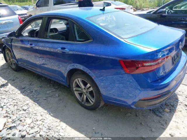 VOLKSWAGEN JETTA SE 2024